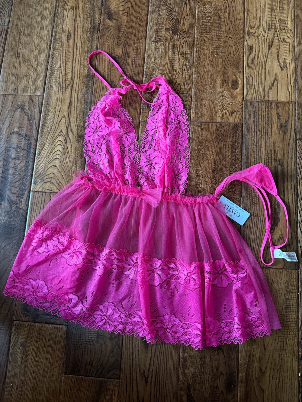 NWT CASTLE MEGASTORE HALTER CHEMISE Size S/M